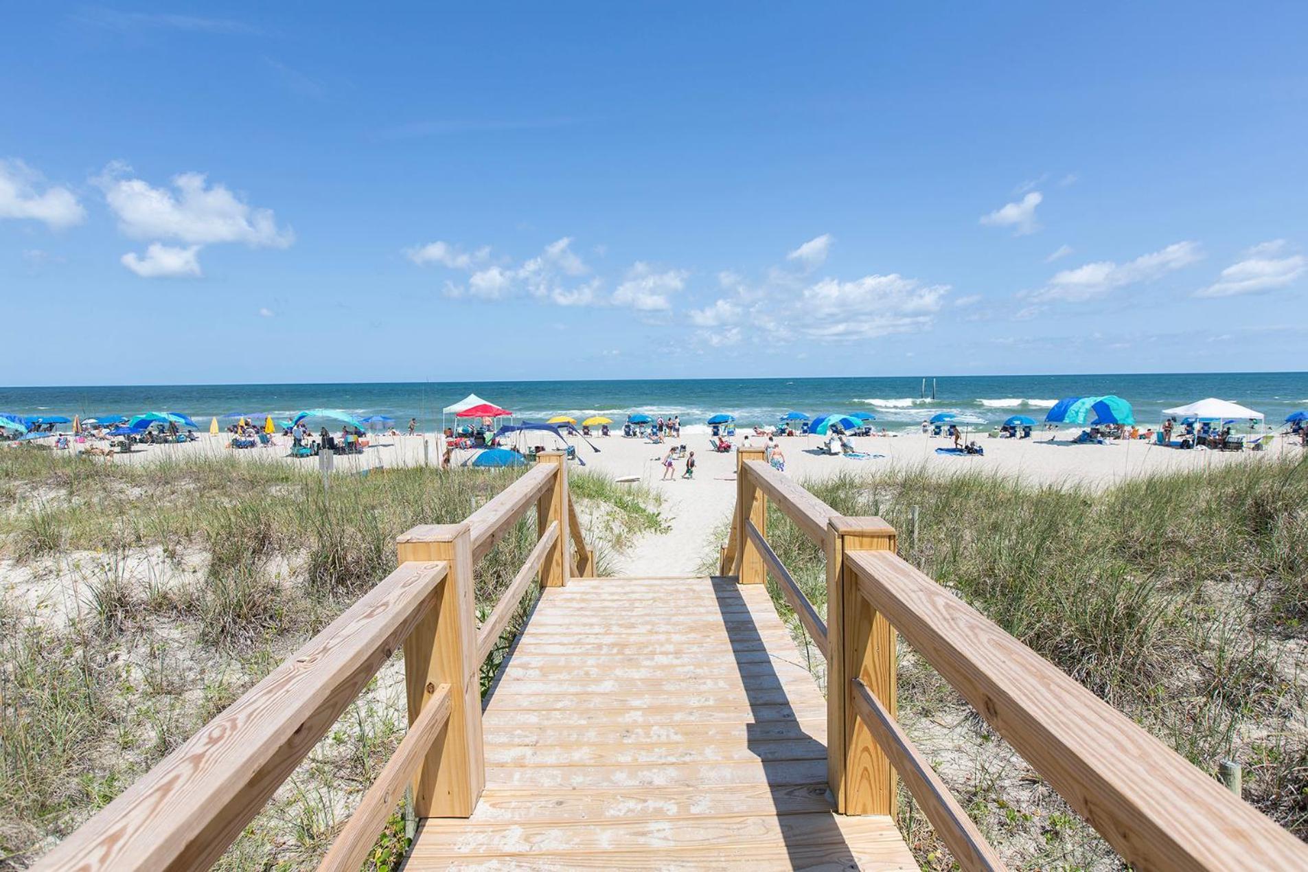 Golden Sands Oceanfront Hotel Carolina Beach Exterior foto
